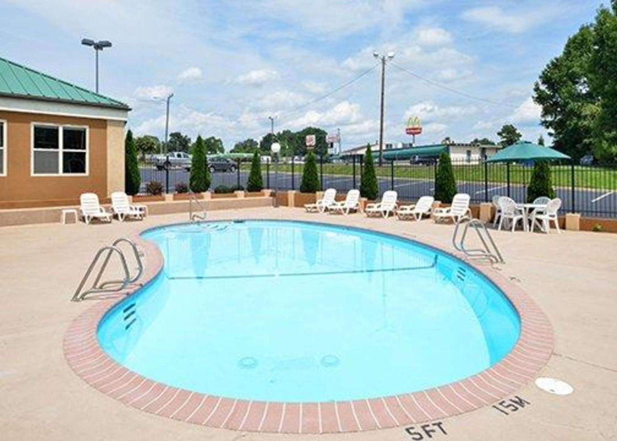 Quality Inn Asheboro South Exterior foto